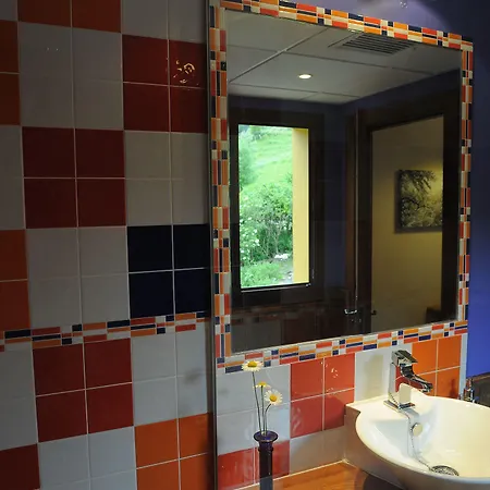 El Quesar De Gamoneo Hotel