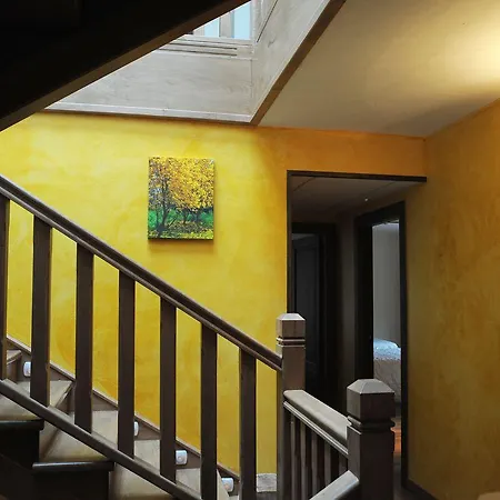 El Quesar De Gamoneo Hotel