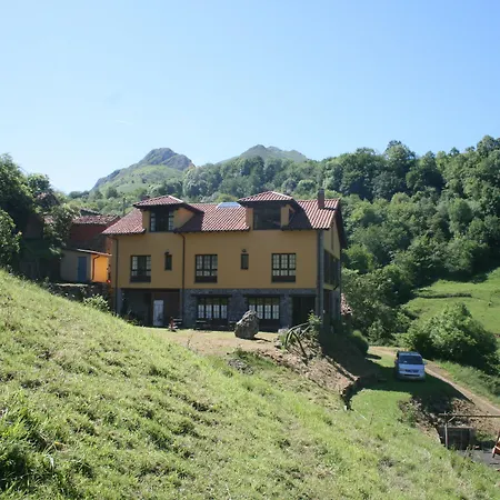 Hotel El Quesar De Gamoneo 3*