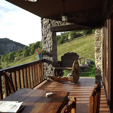 El Quesar De Gamoneo 3* Gamonedo de Cangas