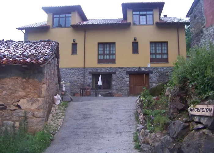 Hotel El Quesar De Gamoneo 3*