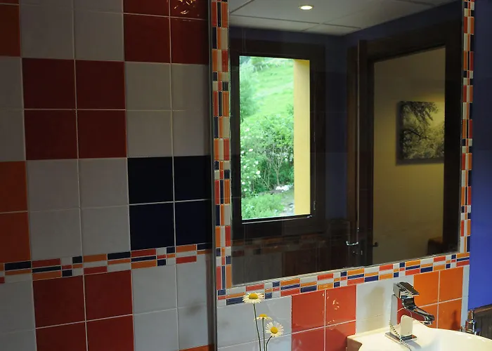 El Quesar De Gamoneo Hotel