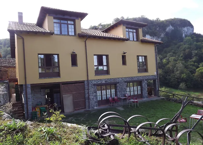 El Quesar De Gamoneo 3*