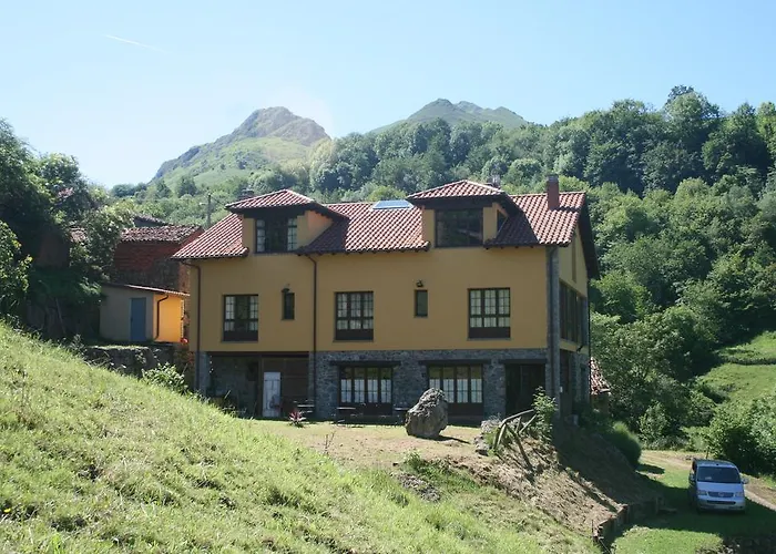 Hotel El Quesar De Gamoneo 3*